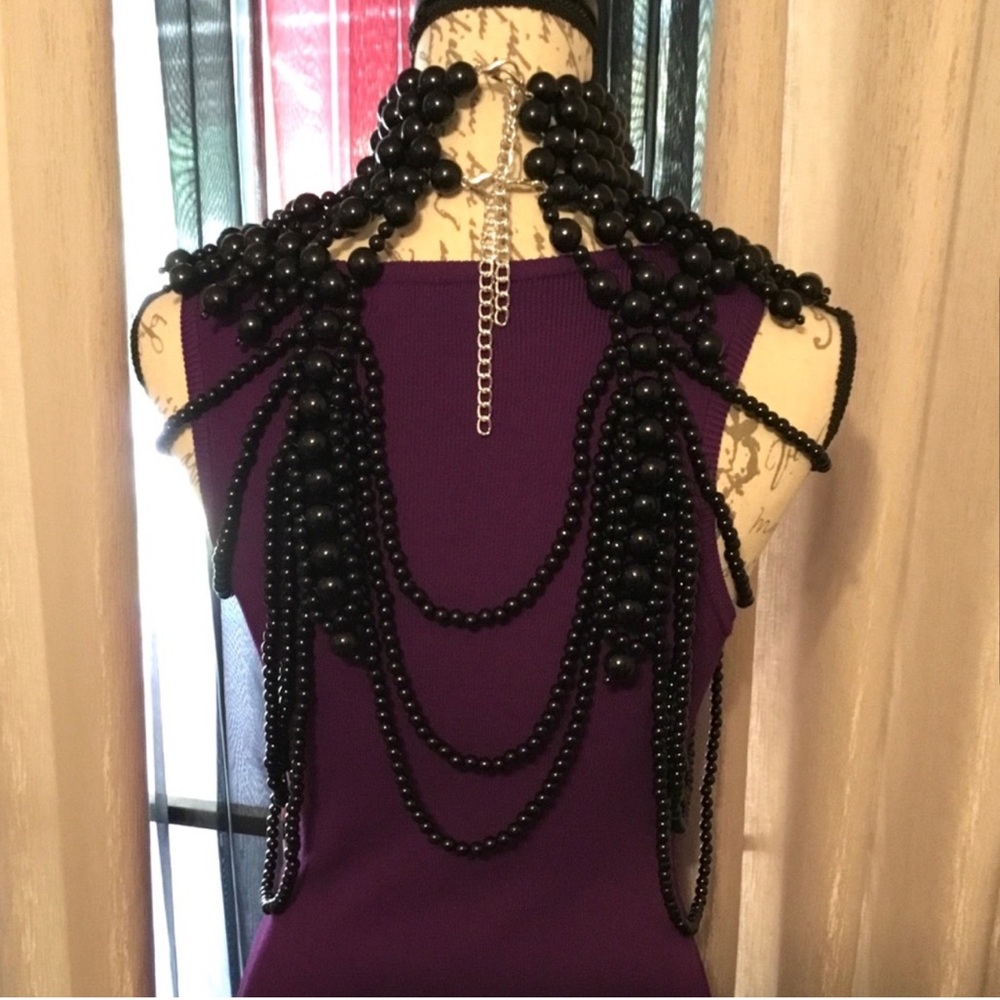 Pearl Choker Necklace - Picture 5 of 5